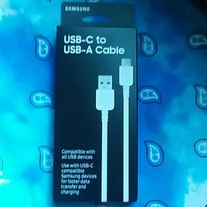 NWT Samsung USB-C to USB-A Cable